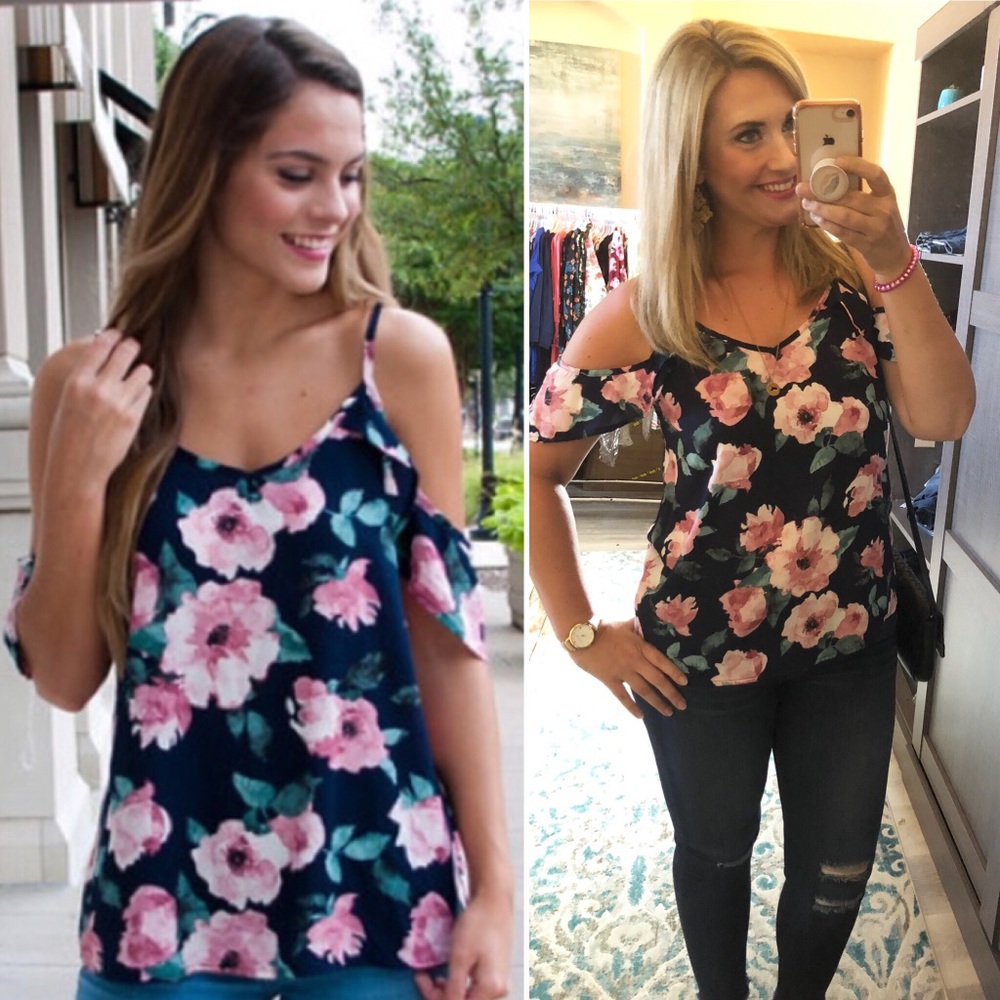 ❤️Last 1! SMALL Navy Floral cold shoulder top - Picture 3 of 7